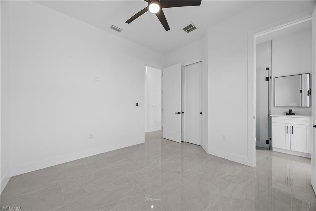 611 Nw 25th Ter Property Photo 26