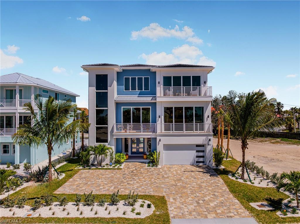 5921 Estero Blvd Property Photo 1