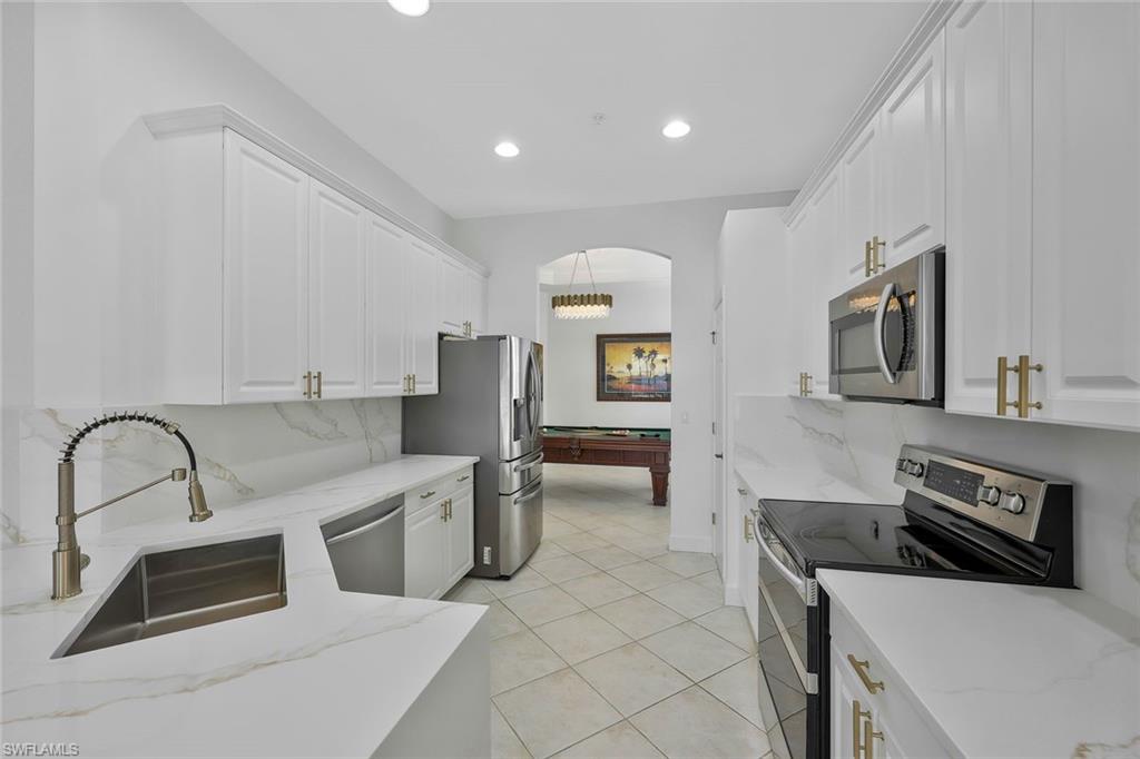 10085 Valiant Ct # 201 Property Photo 2