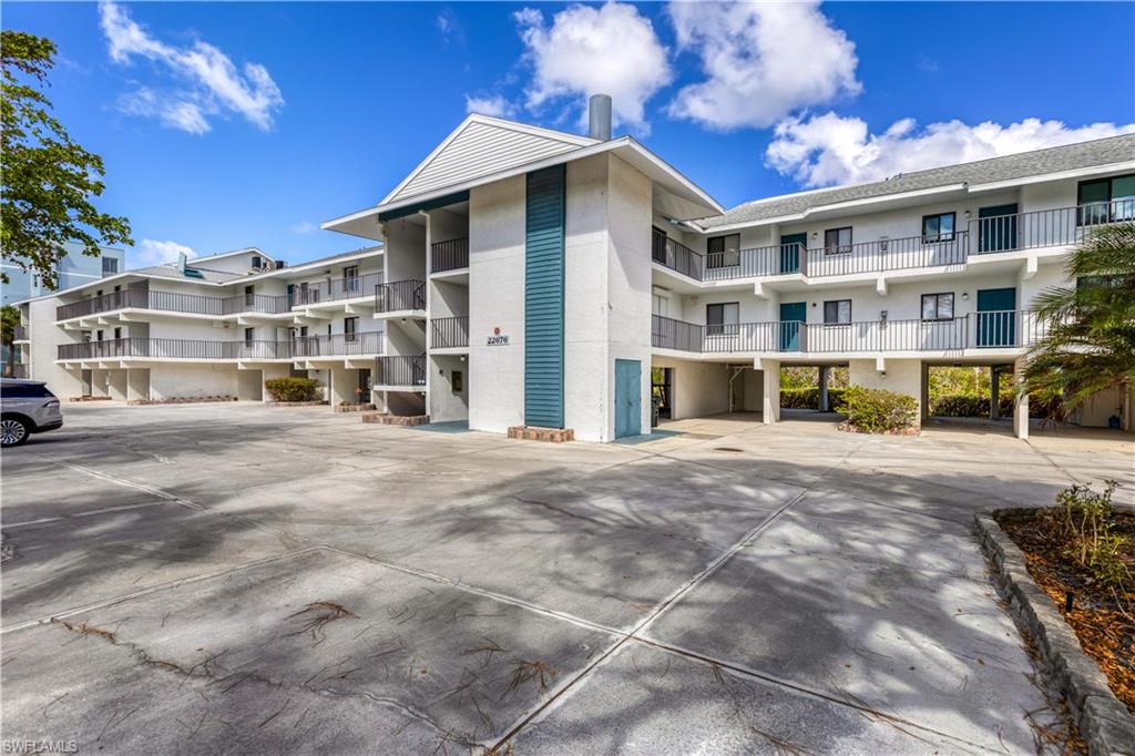 Admirals Bay Real Estate Listings Main Image