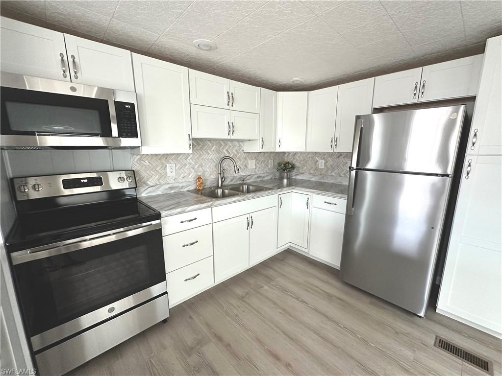 26209 Kings Rd Property Photo 12