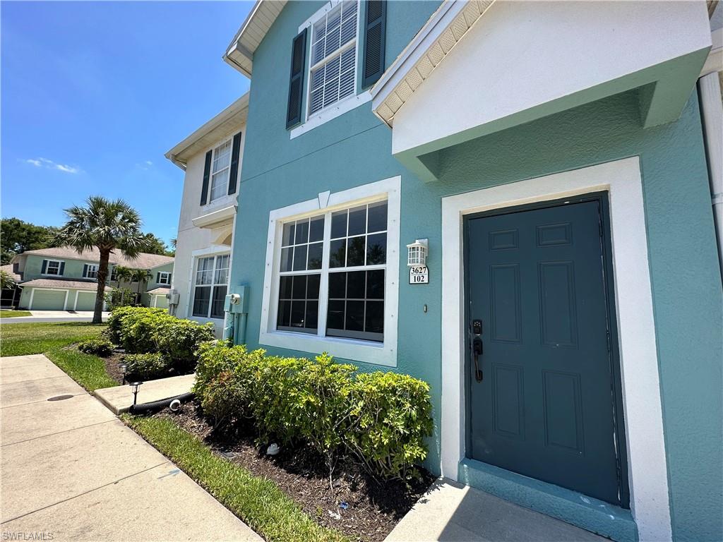 3627 Pine Oak Cir # 102 Property Photo 3
