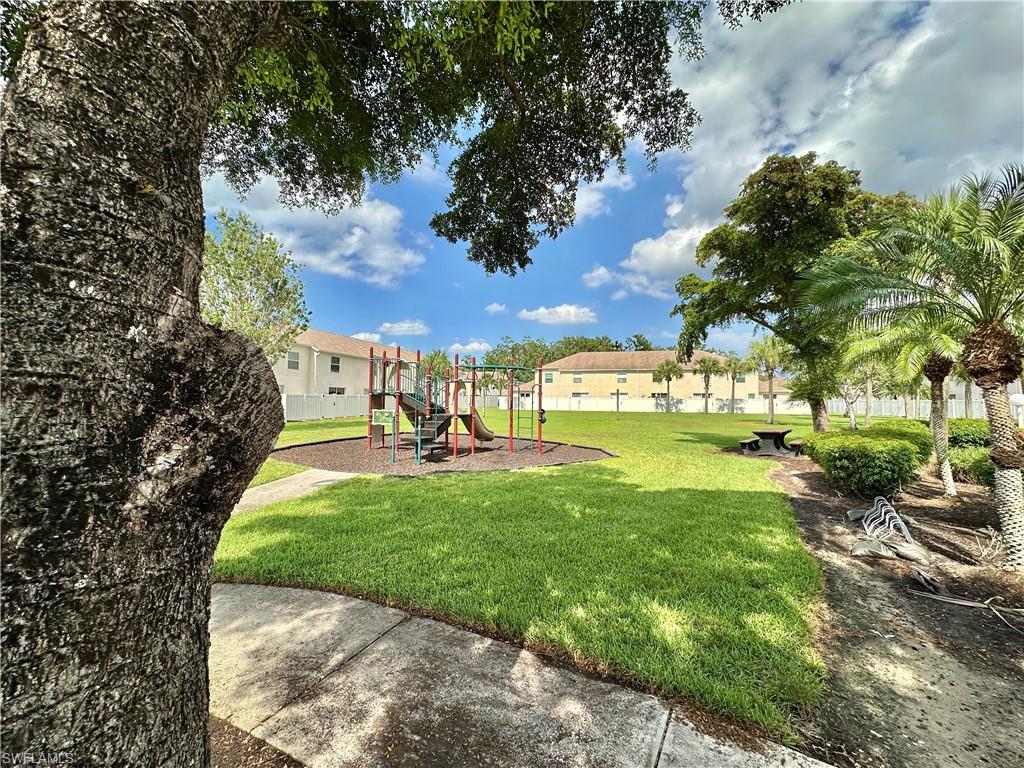 3627 Pine Oak Cir # 102 Property Photo 31