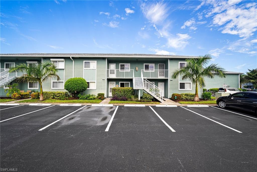 144 Cypress Way E # 707 Property Photo 1
