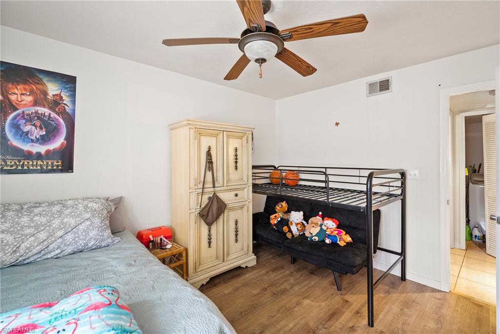 144 Cypress Way E # 707 Property Photo 18