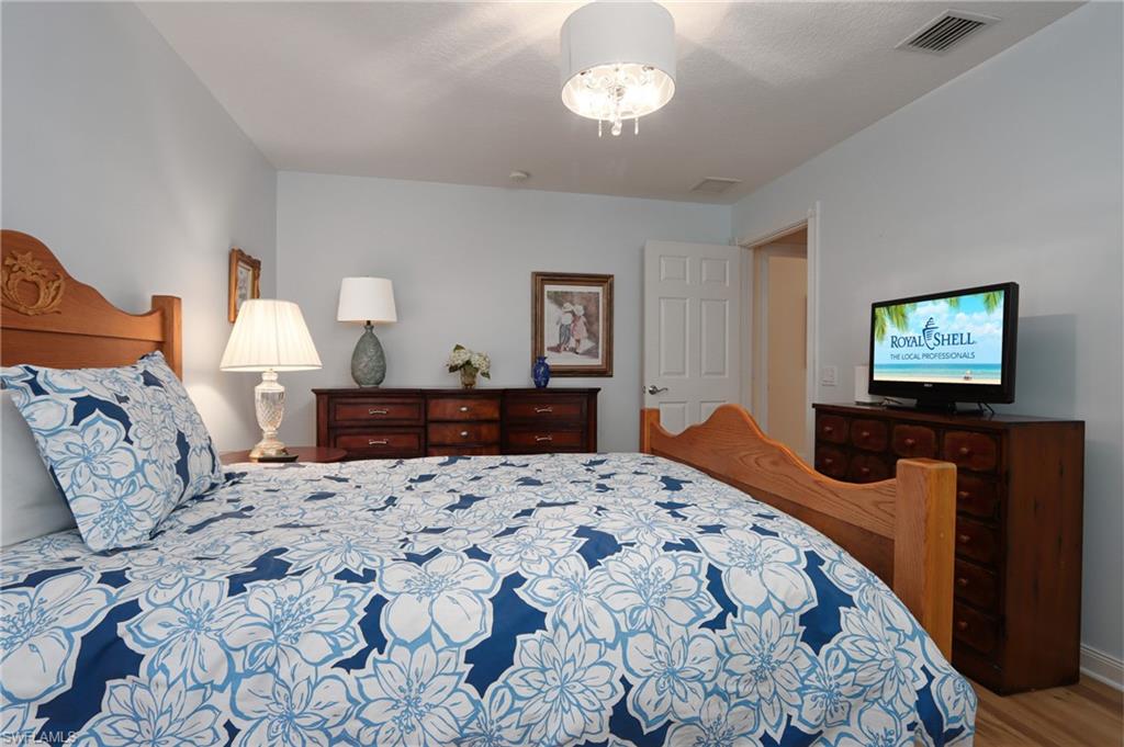 28983 Vermillion Ln Property Photo 5