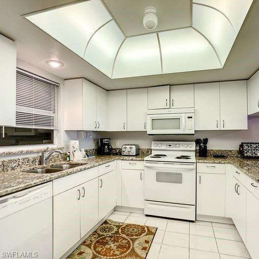 4331 Bay Beach Ln # 152 Property Photo 3