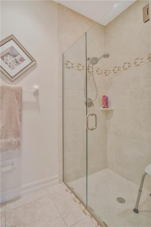 1015 Tarpon Cove Dr # 1403 Property Photo 27
