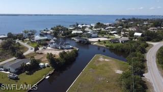 25301 Harborview Rd Property Photo 5