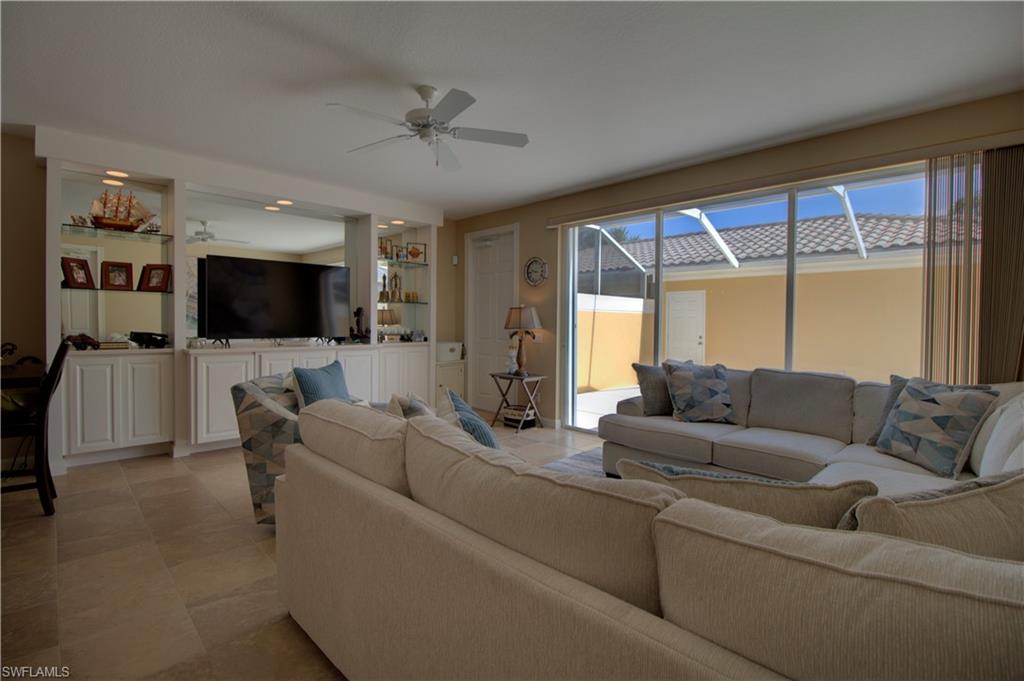 8104 Josefa Way Property Photo 7