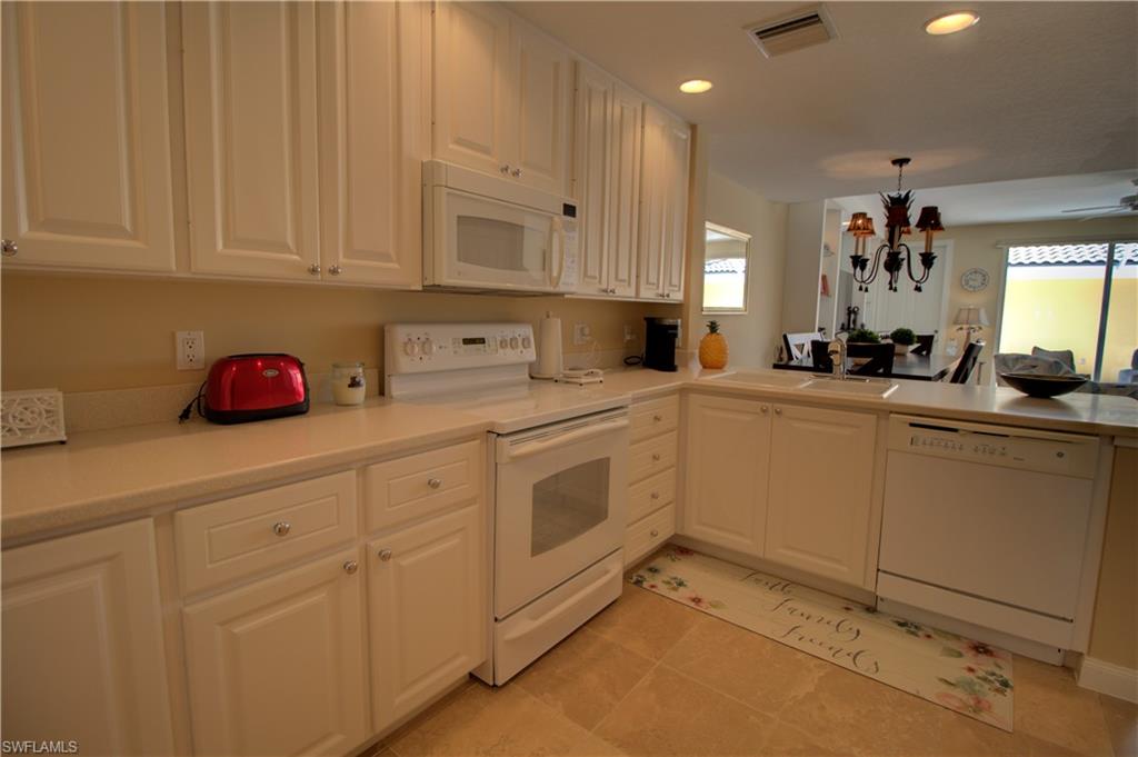 8104 Josefa Way Property Photo 15