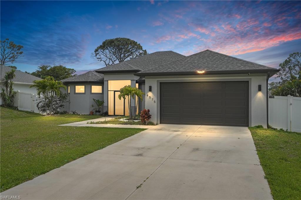 4575 Catalina Ln Property Photo