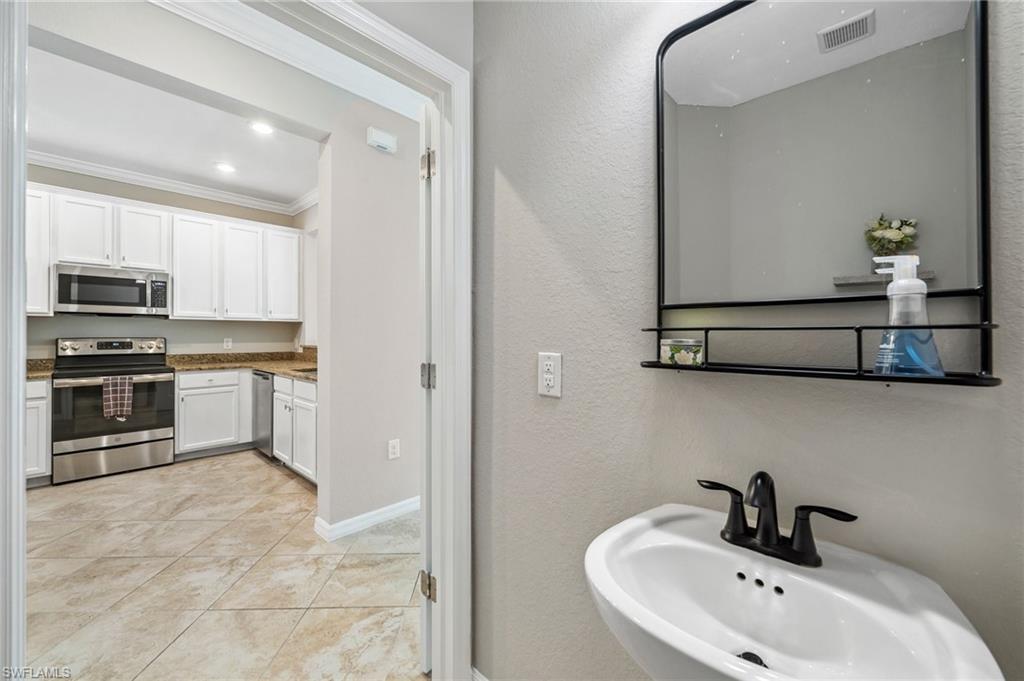 10246 Via Colomba Cir Property Photo 9