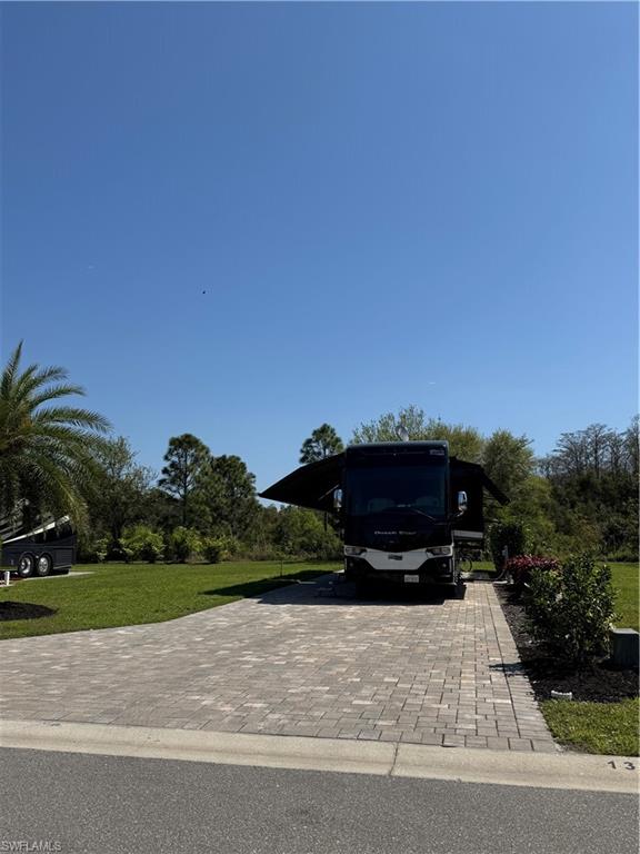 Lot 9 13718 Golden Palms Cir Property Photo 4