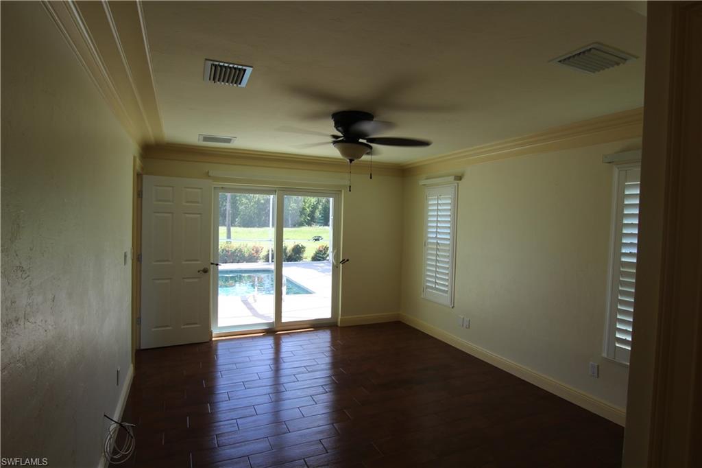 4270 Perth Ct Property Photo 11