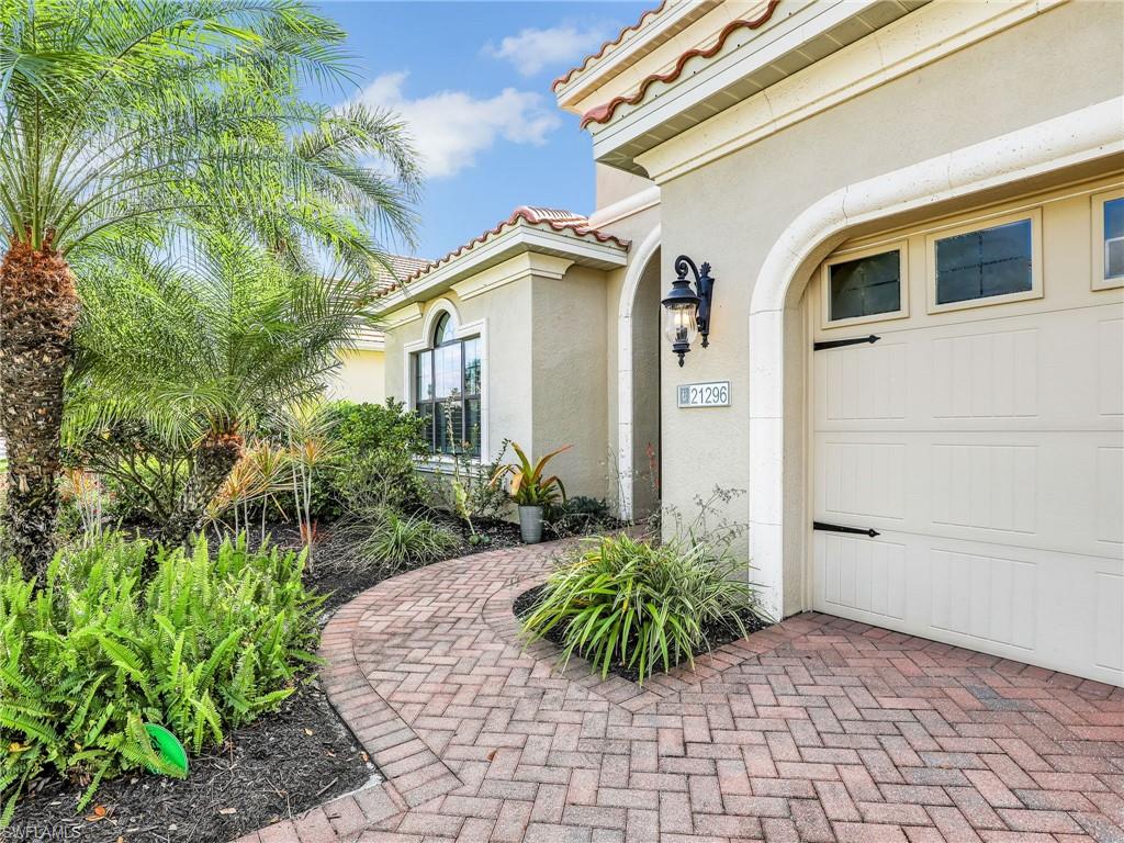 21296 Estero Vista Ct Property Photo 5