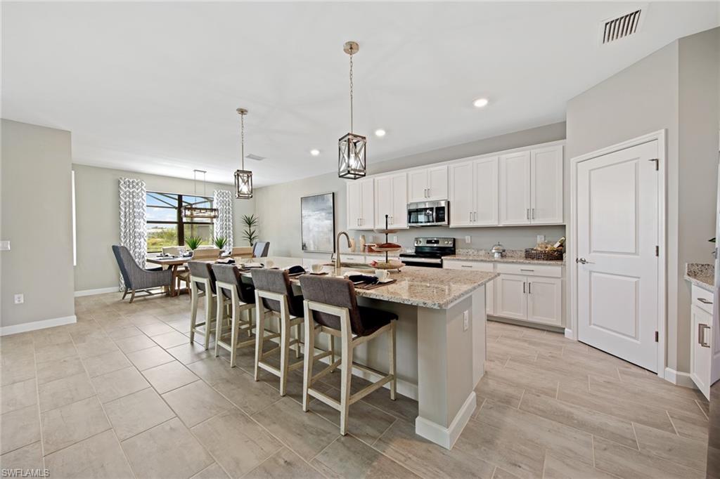 17795 Saddleback Loop Property Photo 8