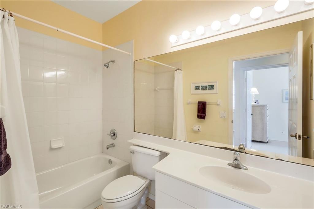 4461 Riverwatch Dr # 202 Property Photo 18