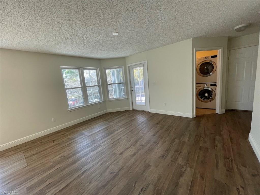 2585 Grassy Point Dr # 201 Property Photo 4