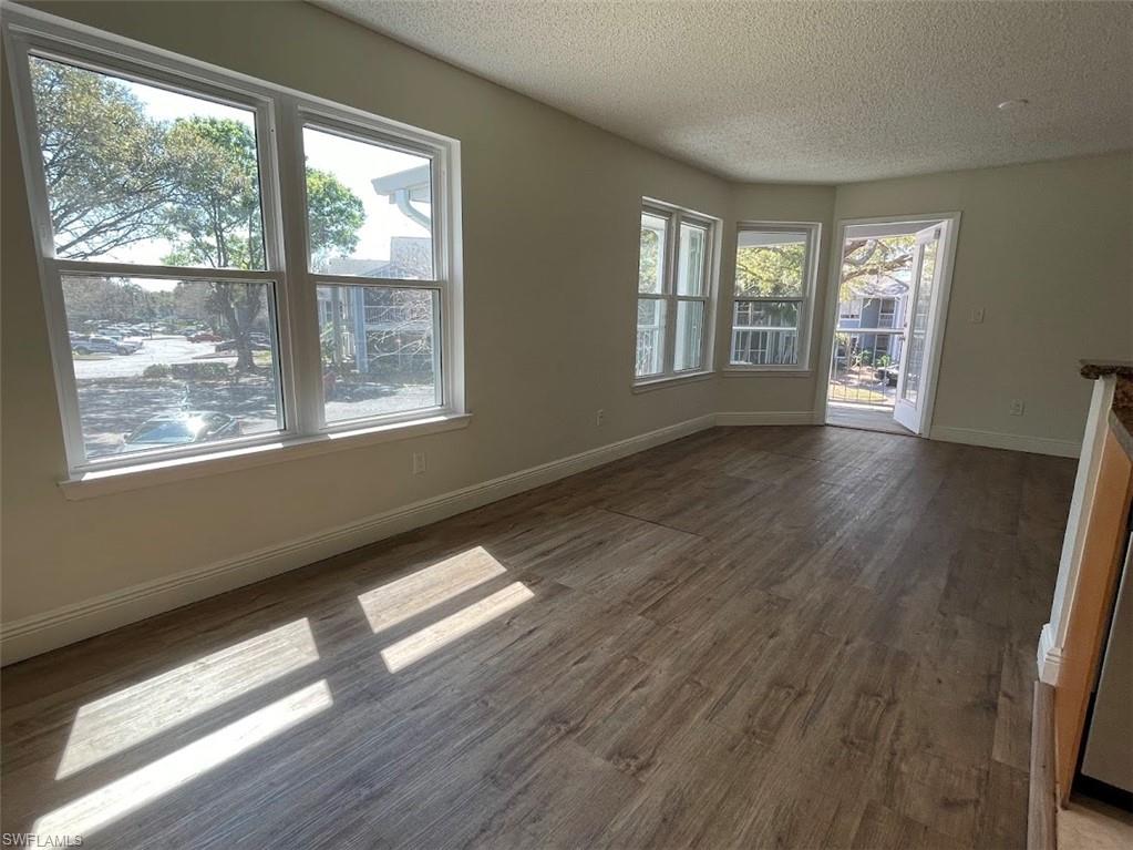 2585 Grassy Point Dr # 201 Property Photo 7