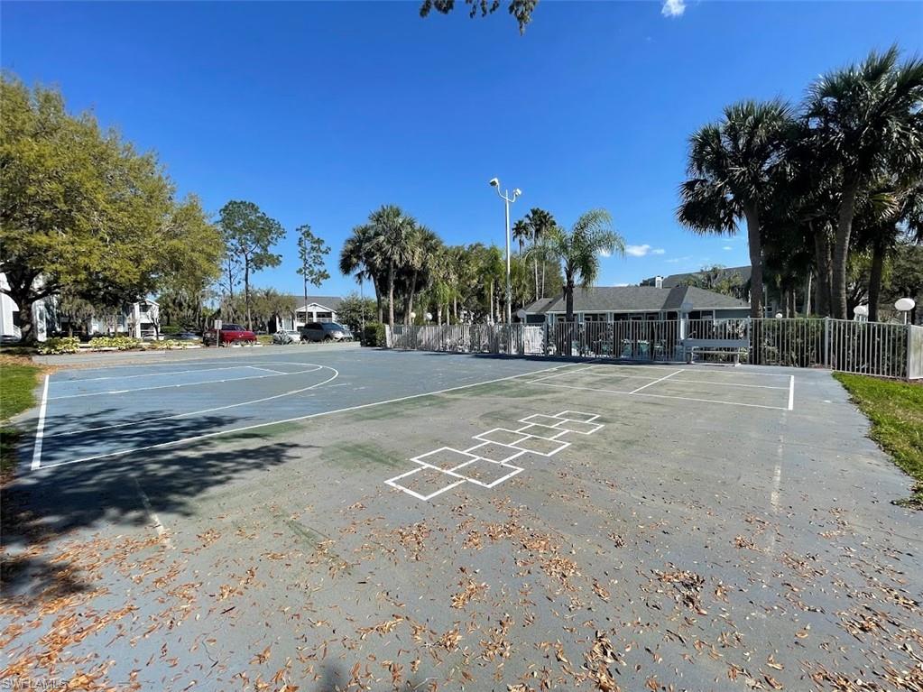 2585 Grassy Point Dr # 201 Property Photo 36