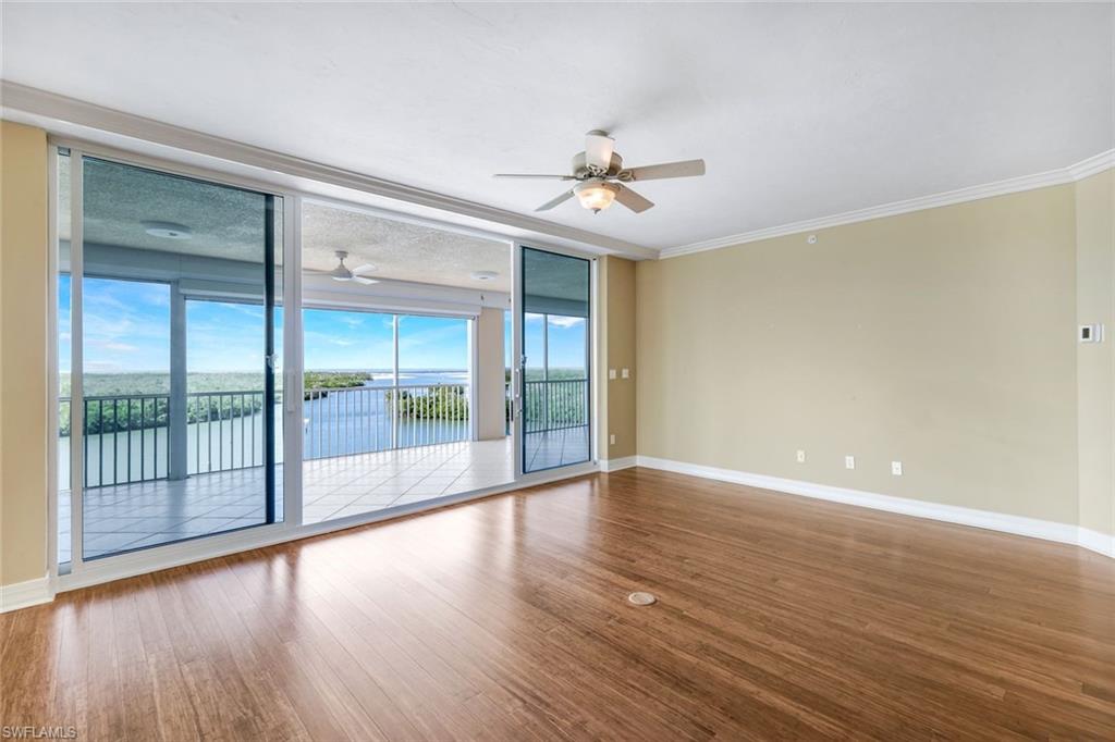 425 Dockside Dr # 604 Property Photo 13