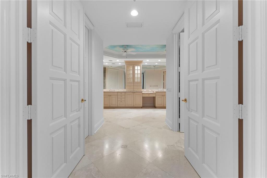 81 Seagate Dr # 801 Property Photo 17
