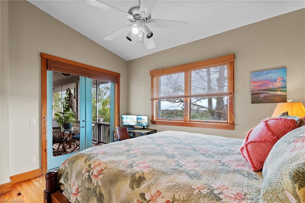 7377 Pineland Rd Property Photo 18
