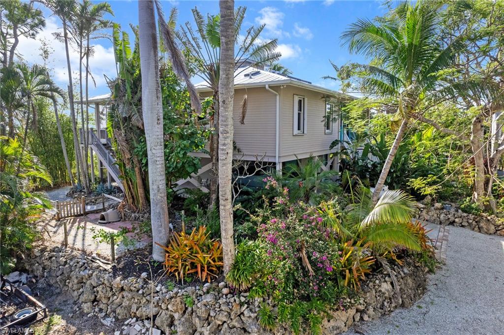 7377 Pineland Rd Property Photo 34