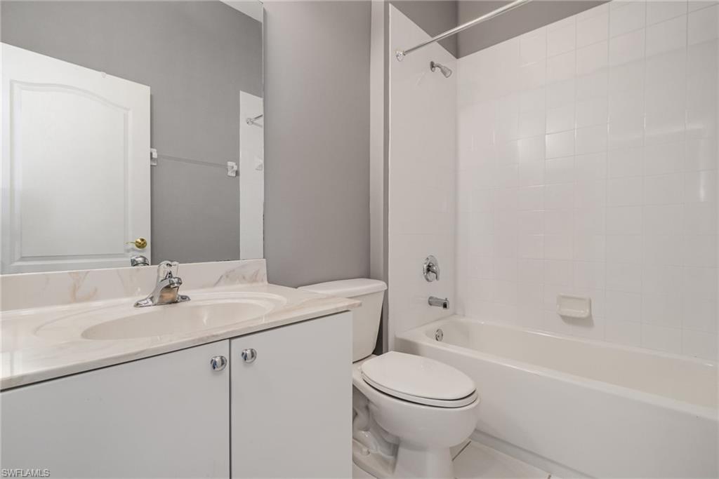 2684 Sunset Lake Dr Property Photo 15