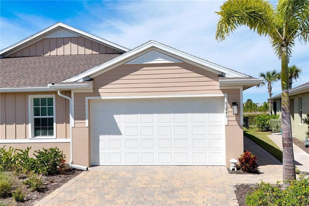 43841 Blue Heron Ln Property Photo 3