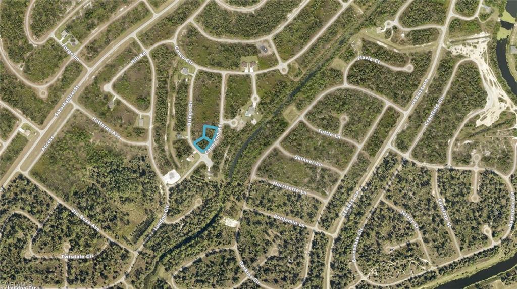 Cape Cod Rd Property Photo 3