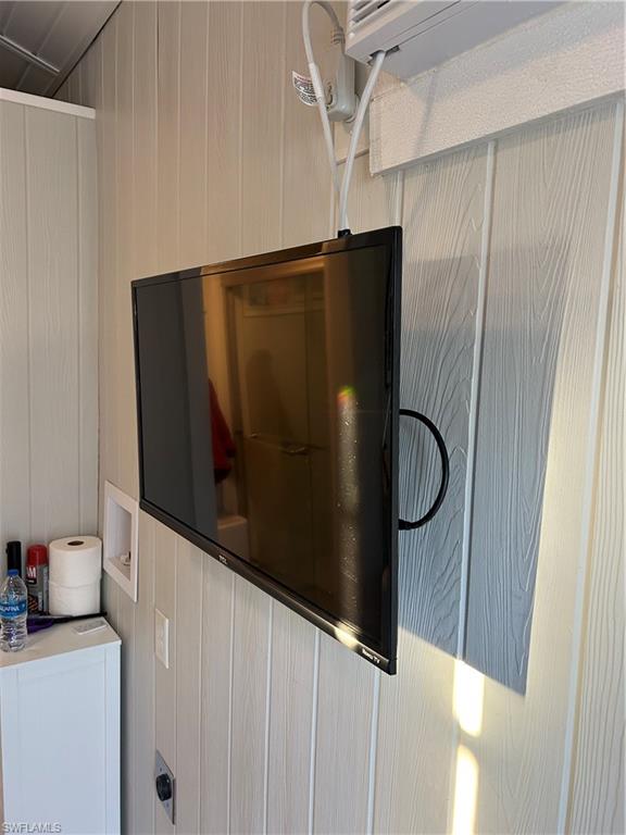 10331 Fire Flag Trl Property Photo 26