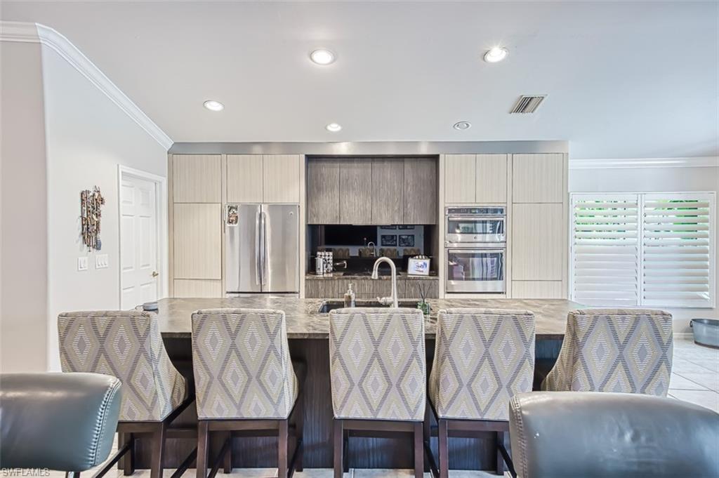 9046 Shadow Glen Way Property Photo 2