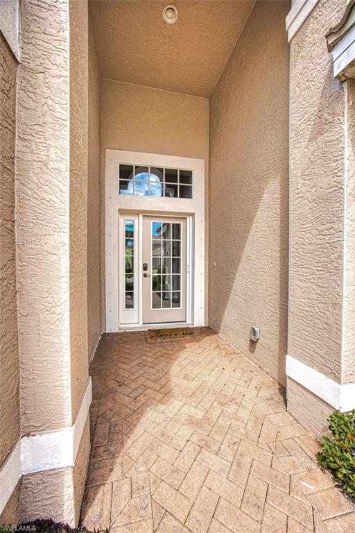 9046 Shadow Glen Way Property Photo 7