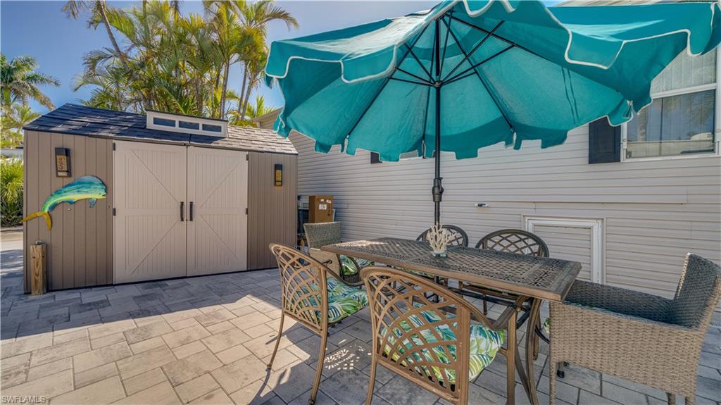 17134 Taffy St Property Photo 6