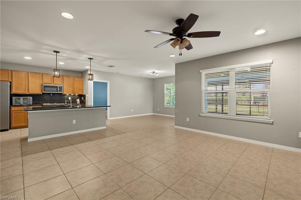 7765 Mikasa Dr Property Photo 6