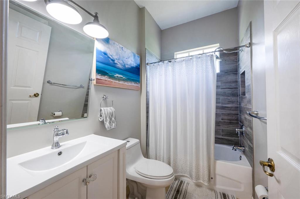 15958 Delasol Ln Property Photo 17