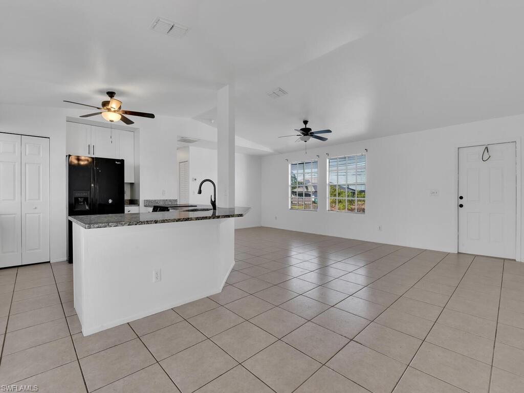 302 Nw 5th Ter Property Photo 10