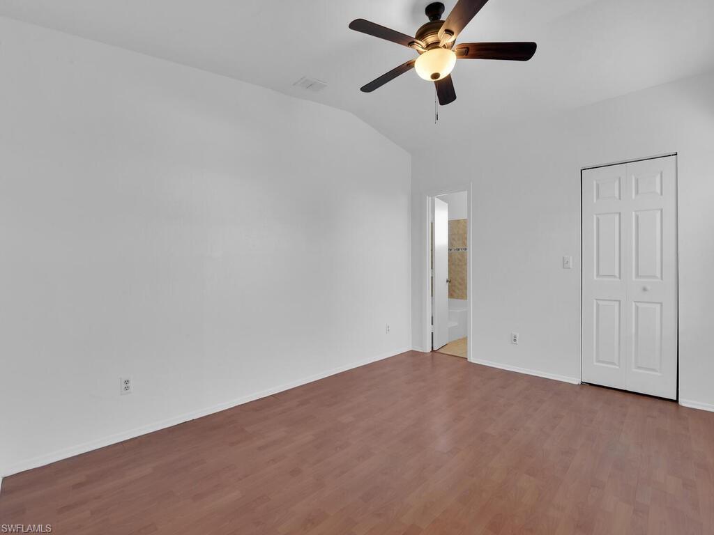 302 Nw 5th Ter Property Photo 12