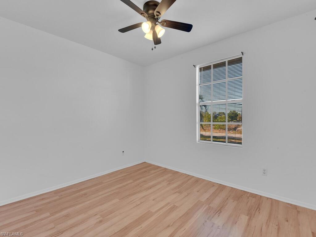 302 Nw 5th Ter Property Photo 17