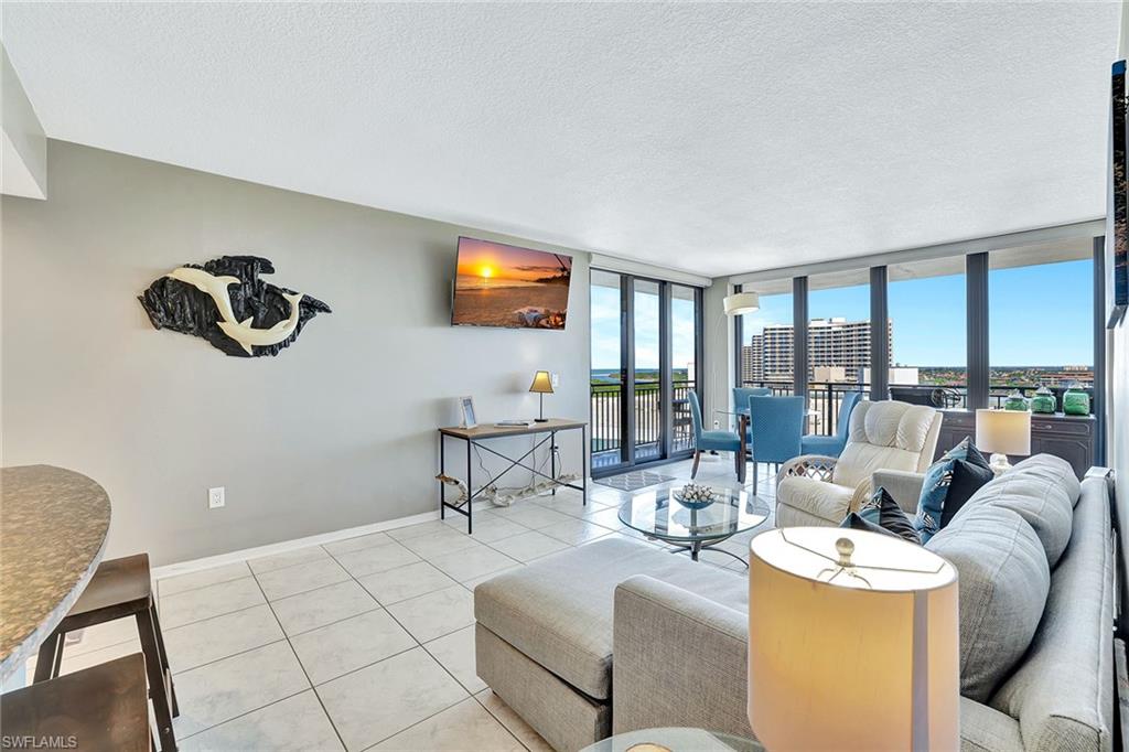 180 Seaview Ct # 1016 Property Photo 10