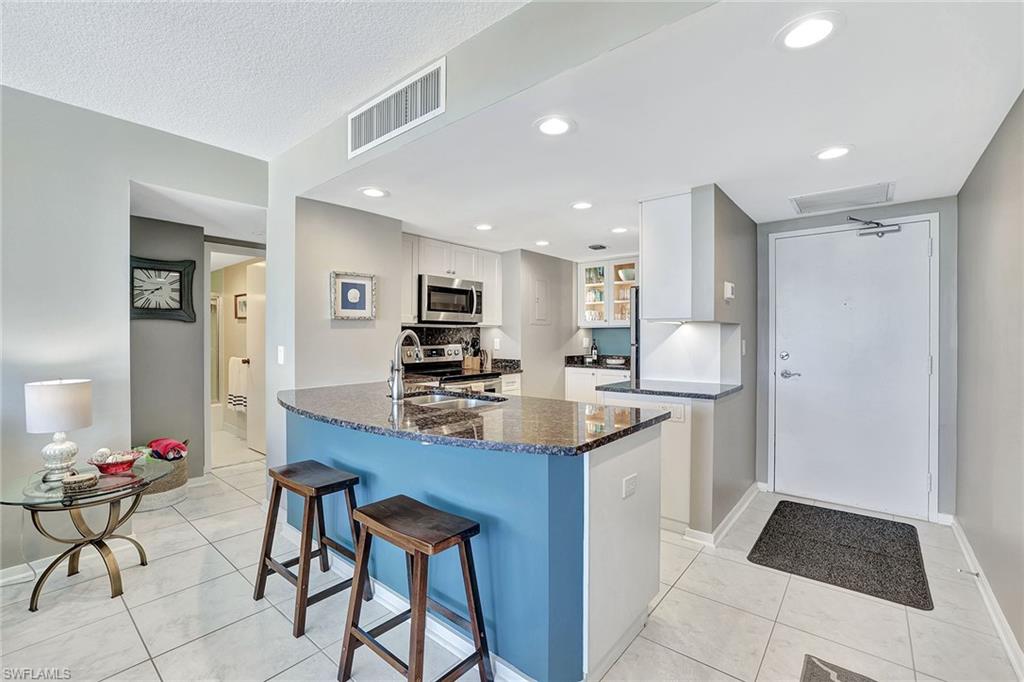 180 Seaview Ct # 1016 Property Photo 12