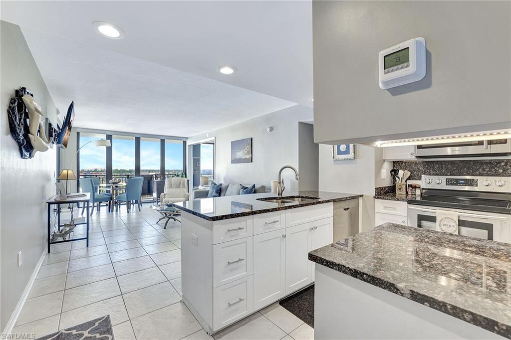 180 Seaview Ct # 1016 Property Photo 14