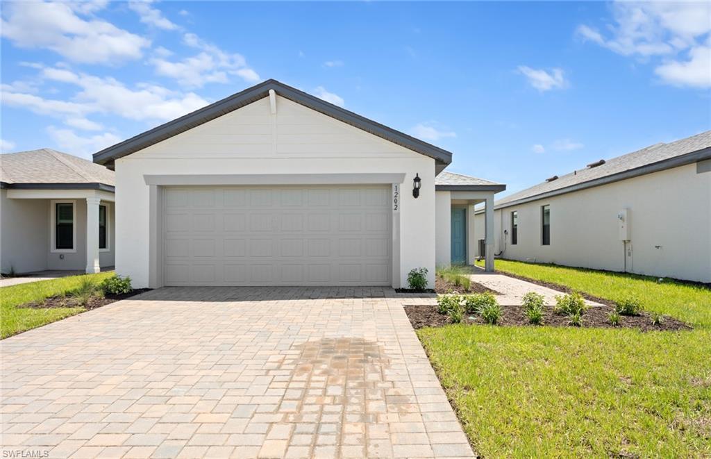 1202 Caloosa Cove DR Property Photo 1