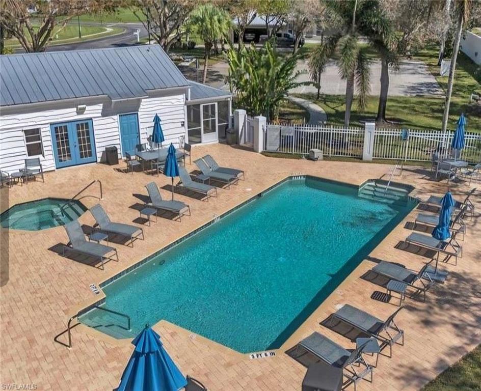 12565 Coconut Creek Ct Property Photo 42