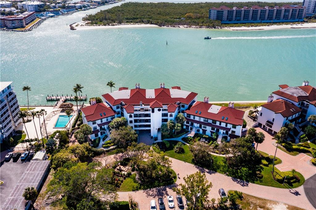 100 La Peninsula Real Estate Listings Main Image