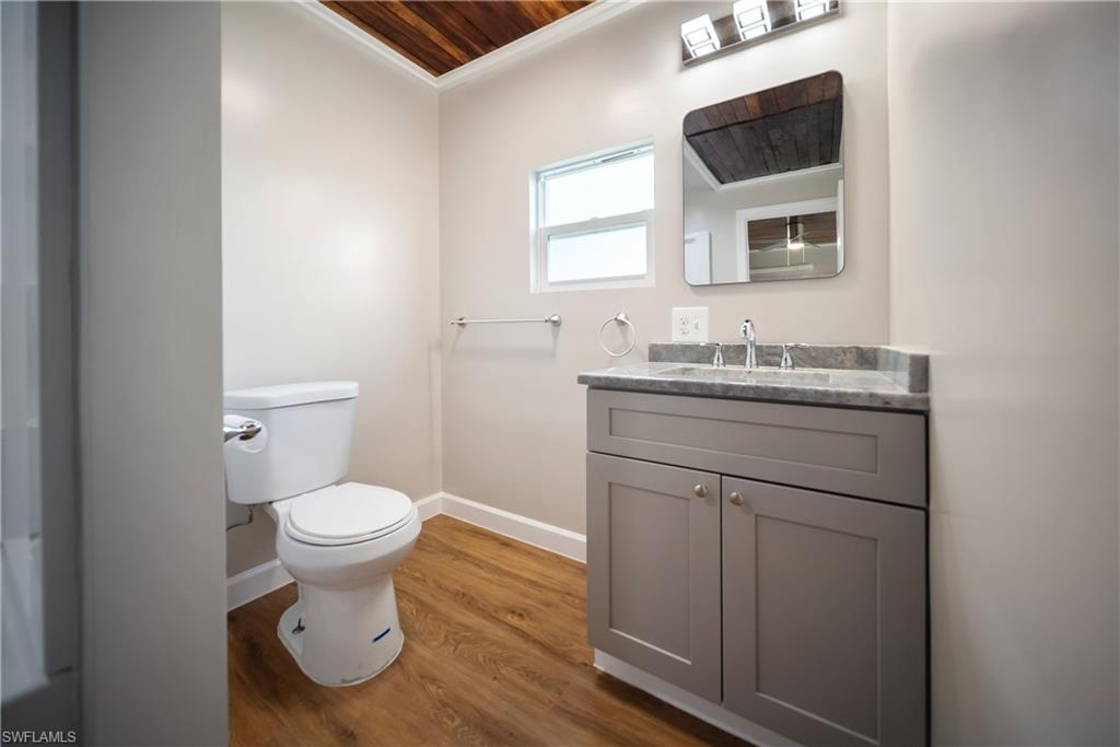 1157 4th Way Property Photo 16