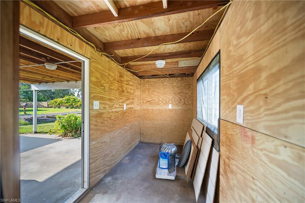 1157 4th Way Property Photo 24