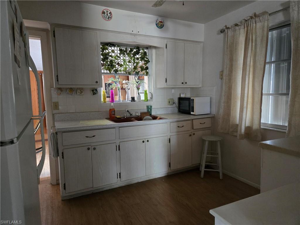 142 3rd St Property Photo 3